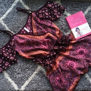 🦋COLD SHOULDER ROMPER🦋